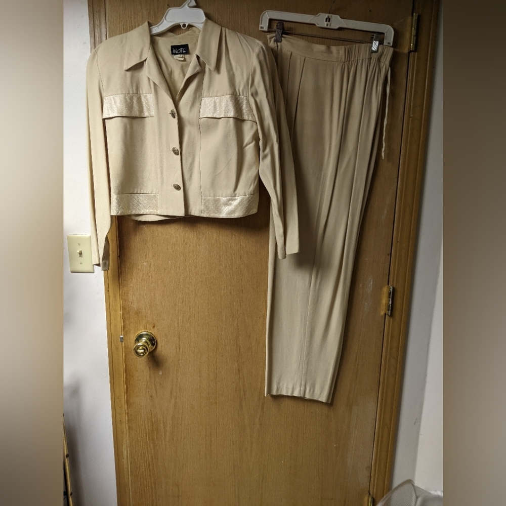 Koret Beige Women's Pants & Jacket Set